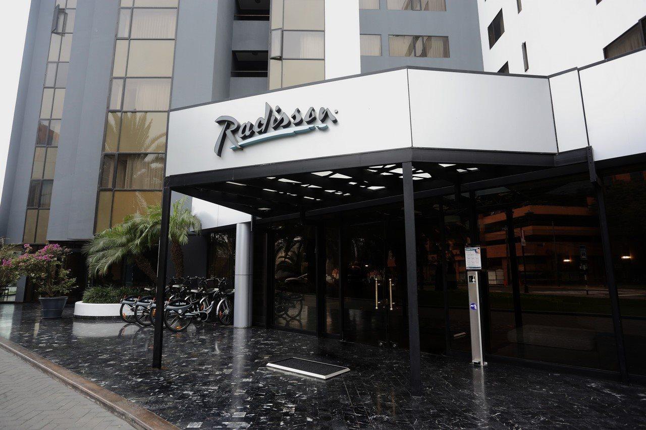 Radisson Hotel Plaza Del Bosque Lima Exteriör bild